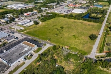 Listing Image #1 - Land for sale at 701 US Highway 41 N, Ruskin FL 33570