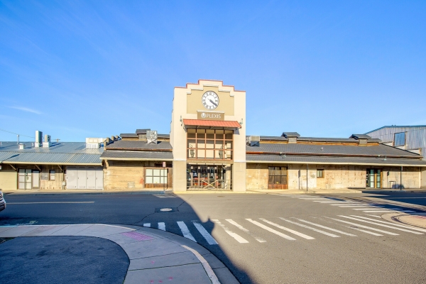 Listing Image #1 - Retail for sale at 340 Oak Street, Ashland OR 97520 Listing Image #1 - Retail for sale at 340 Oak Street, Ashland OR 97520
