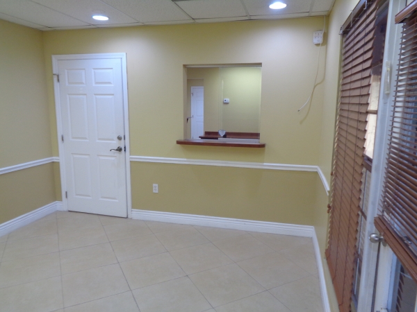 Listing Image #3 - Office for sale at 7737 N University Dr #101, Tamarac FL 33321