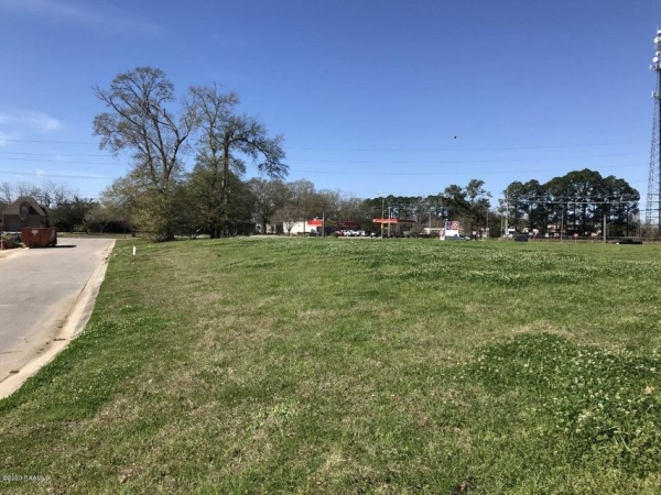 Listing Image #2 - Land for sale at 203 Oak Grove Lane Lot 13, Lafayette LA 70506