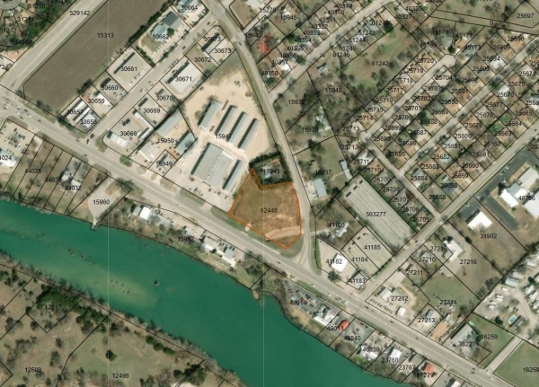 Listing Image #1 - Land for sale at 1600 Junction Hwy, Kerrville TX 78028