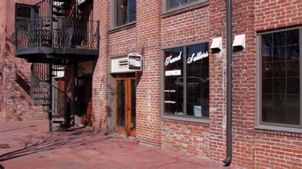 Listing Image #2 - Retail for sale at 210 N. Main Street, Suite 120, Kernersville NC 27284 Listing Image #2 - Retail for sale at 210 N. Main Street, Suite 120, Kernersville NC 27284