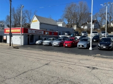 Retail for sale in New London, CT