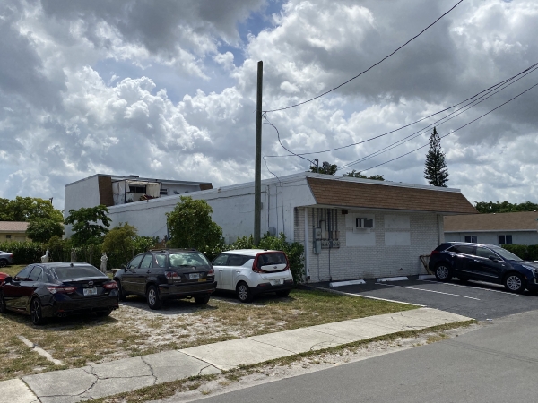 Listing Image #4 - Industrial for sale at 3298 Northeast 11th Avenue, Oakland Park FL 33334
