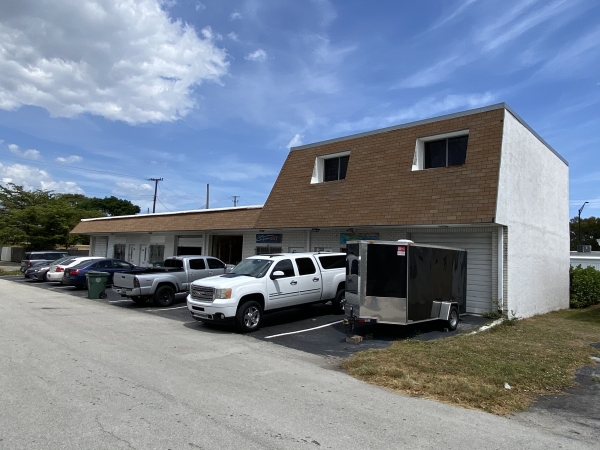 Listing Image #7 - Industrial for sale at 3298 Northeast 11th Avenue, Oakland Park FL 33334 Listing Image #7 - Industrial for sale at 3298 Northeast 11th Avenue, Oakland Park FL 33334
