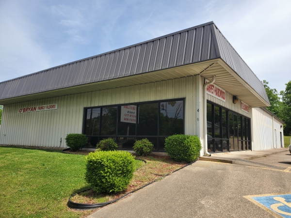 Listing Image #1 - Retail for sale at 324 E Grand Avenue, Hot Springs AR 71901