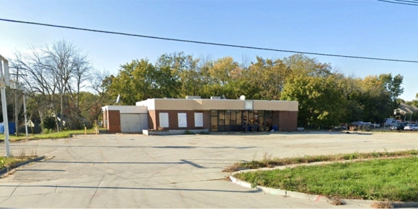 Listing Image #1 - Retail for sale at 1605 N Cunningham, Urbana IL 61802