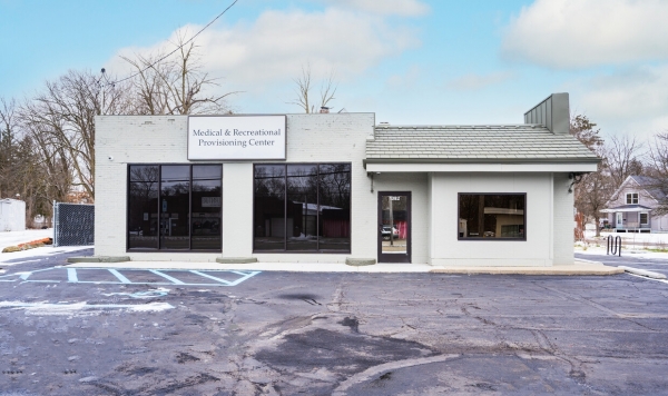 Listing Image #1 - Retail for sale at 1382 W Michigan Ave, Battle Creek MI 49037