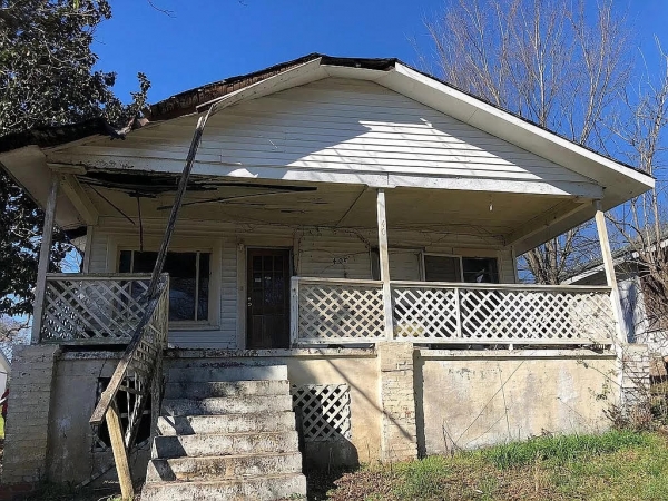 Listing Image #3 - Others for sale at 404 Lincoln Street, Anniston AL 36201 Listing Image #3 - Others for sale at 404 Lincoln Street, Anniston AL 36201