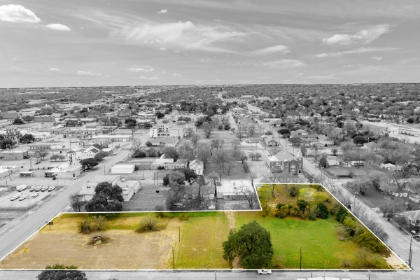 Listing Image #1 - Land for sale at 901 Columbus Ave, Waco TX 76701