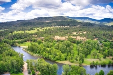Multi-Use property for sale in Shady Cove, OR