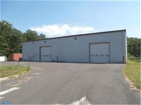 Listing Image #2 - Industrial for sale at 900 Industrial Dr, Waterford Works NJ 08089