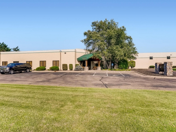 Listing Image #5 - Industrial for sale at 14203 Lincoln St NE, Ham Lake MN 55304 Listing Image #5 - Industrial for sale at 14203 Lincoln St NE, Ham Lake MN 55304