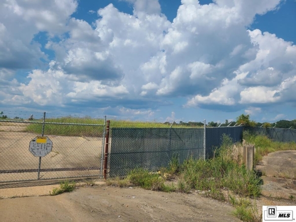 Listing Image #2 - Industrial for sale at 705 COLLIERS LANE, Bastrop LA 71220