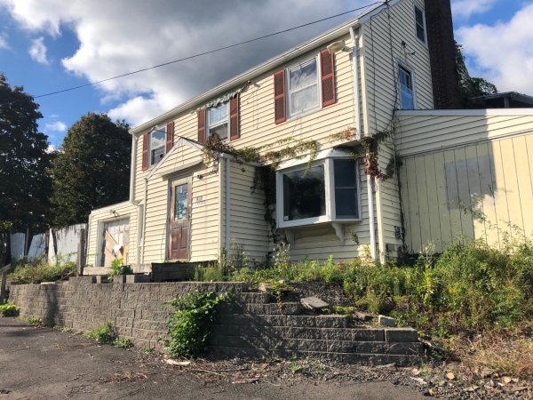 Listing Image #1 - Retail for sale at 228 MERIDEN ROAD, Middlefield CT 06455 Listing Image #1 - Retail for sale at 228 MERIDEN ROAD, Middlefield CT 06455