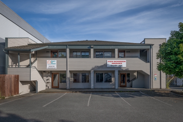 Listing Image #1 - Office for sale at 860 SE Bayshore Drive, Oak Harbor WA 98277 Listing Image #1 - Office for sale at 860 SE Bayshore Drive, Oak Harbor WA 98277