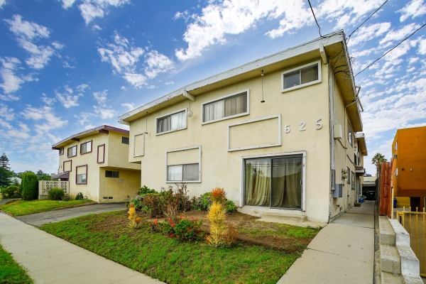 Listing Image #1 - Multi-family for sale at 625 E Queen St, Inglewood CA 90301