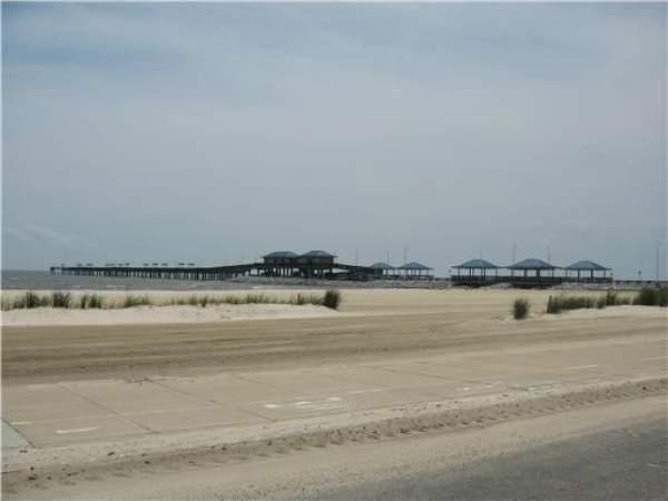 Listing Image #2 - Land for sale at 105 N Beach Boulevard, Waveland MS 39576