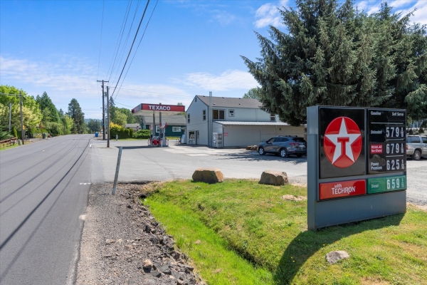 Listing Image #2 - Retail for sale at 1221 Rose Valley Rd, Kelso WA 98626