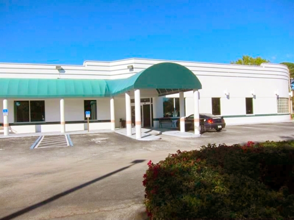 Listing Image #1 - Office for sale at 1801 S 23rd St #1, Fort Pierce FL 34950