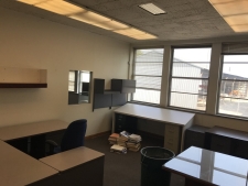 Listing Image #3 - Office for sale at 417 McCoskry, Saginaw MI 48601