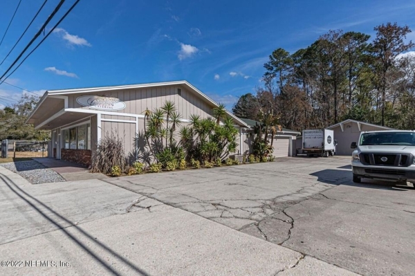 Listing Image #10 - Business for sale at 3305 Parental Home Rd, Jacksonville FL 32216