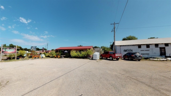 Listing Image #9 - Multi-Use for sale at 318 W Main St, Davis OK 73030