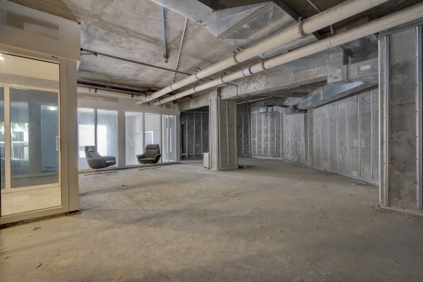 Listing Image #2 - Retail for sale at 170 SE 14th Street, CU-2, Miami FL 33131
