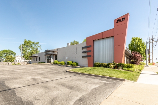 Listing Image #1 - Office for sale at 2531 S. Big Bend Blvd, St. Louis MO 63143