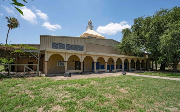 Listing Image #1 - Others for sale at 1214 S Bridge Ave, Weslaco TX 78596