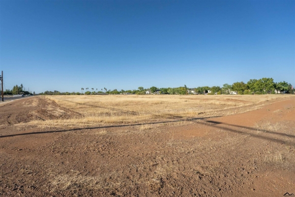 Listing Image #1 - Land for sale at 000 S Jackson St, Red Bluff CA 96080