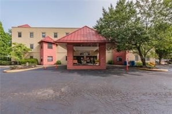 Listing Image #1 - Others for sale at 1 Glenshire Ln, McKeesport PA 15132 Listing Image #1 - Others for sale at 1 Glenshire Ln, McKeesport PA 15132