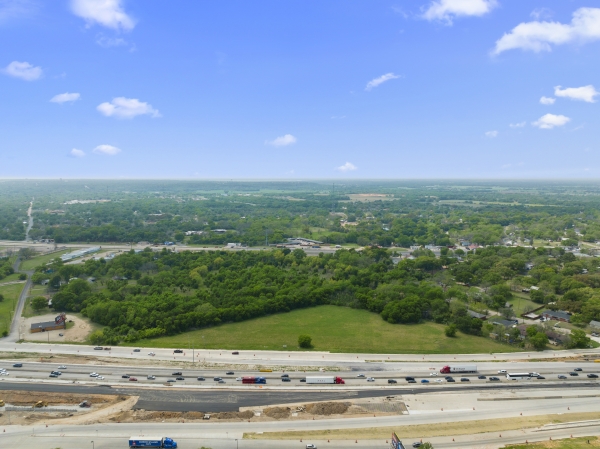 Listing Image #1 - Land for sale at 10.223 Acres S IH35, Bellmead TX 76705