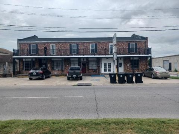 Listing Image #1 - Retail for sale at 4701-07 DOWNMAN RD, New Orleans LA 70126