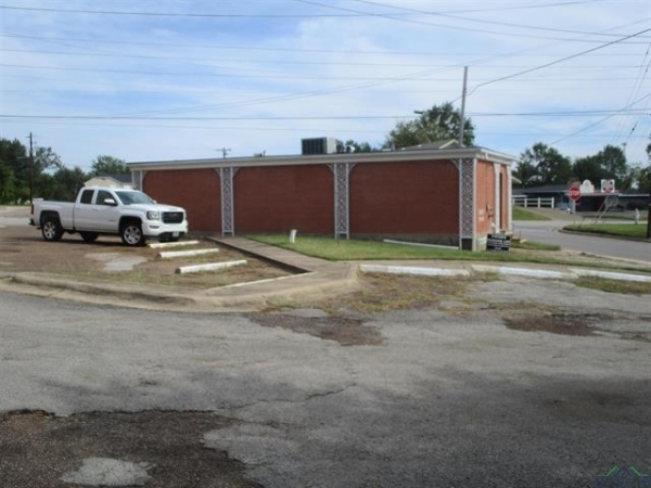 Listing Image #3 - Office for sale at 110 & 112 S Marshall, Henderson TX 75652
