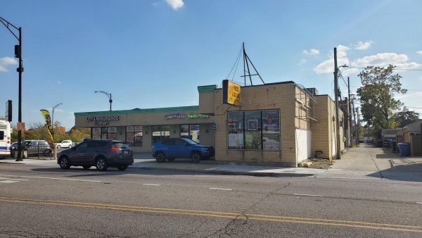 Listing Image #1 - Retail for sale at 4805 W Foster Avenue, Chicago IL 60630
