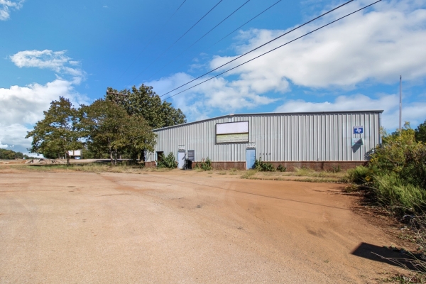 Listing Image #1 - Industrial for sale at 2310 HWY 155, Palestine TX 75803