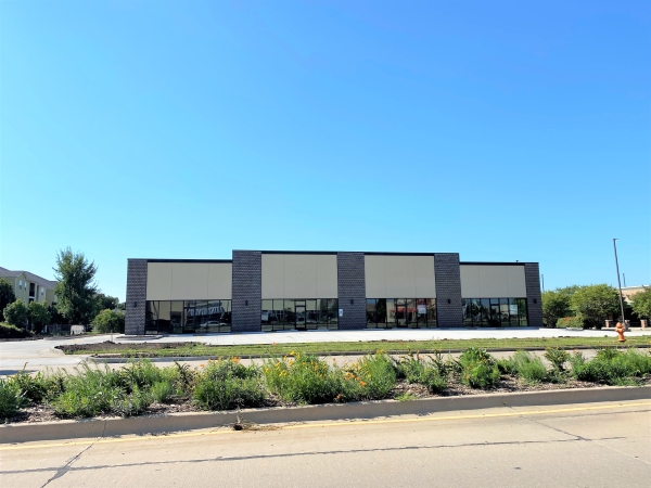 Listing Image #1 - Retail for sale at 409 W Town Center Blvd, Champaign IL 61822