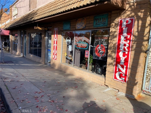 Listing Image #1 - Retail for sale at 1555 Myers Street, Oroville CA 95965