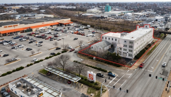 Listing Image #1 - Industrial for sale at 3224 S. Kingshighway Blvd, St. Louis MO 63139