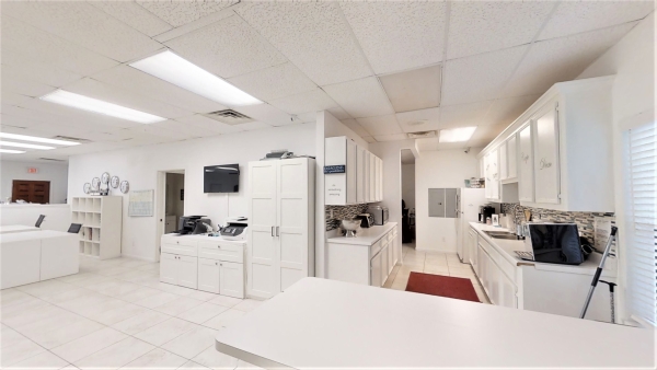 Listing Image #3 - Office for sale at 22210, Katy TX 77450