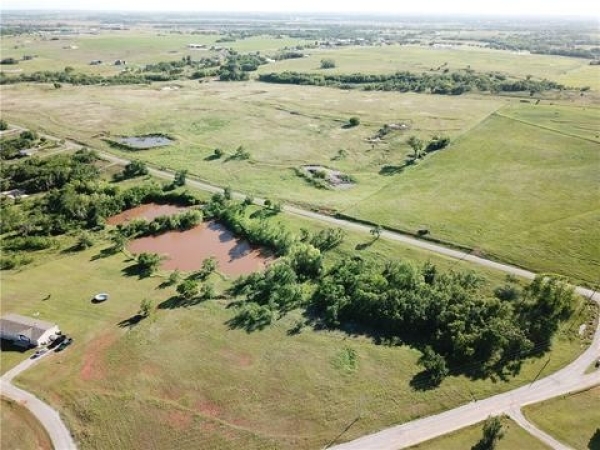 Listing Image #3 - Land for sale at 1421 County Road 1344, CHICKASHA OK 73018