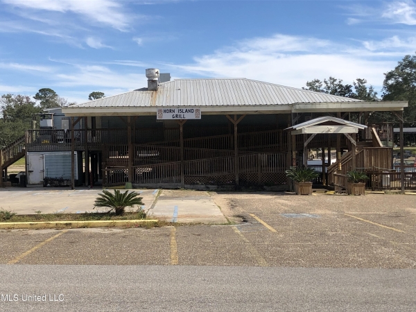 Listing Image #3 - Retail for sale at 3212 Mary Walker Drive, Gautier MS 39553