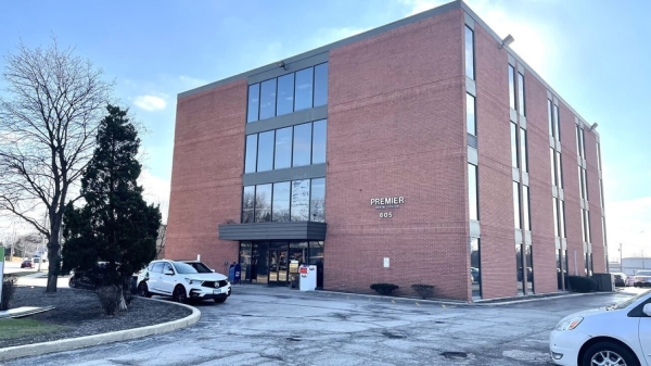 Listing Image #1 - Office for sale at 605 E. Algonquin, Arlington Heights IL 60005