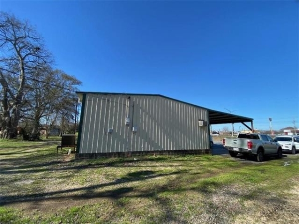 Listing Image #2 - Others for sale at 2402 S Macarthur Drive, Alexandria LA 71301