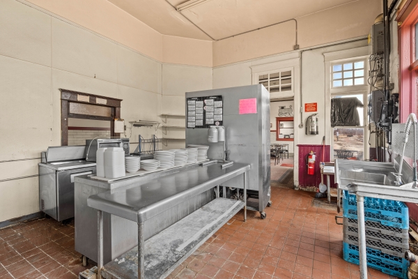 Listing Image #8 - Multi-Use for sale at 1 Elm Street, Chillicothe MO 64601