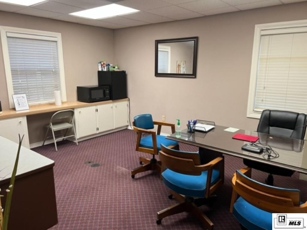Listing Image #2 - Office for sale at 1108 STERLINGTON HIGHWAY, Farmerville LA 71241