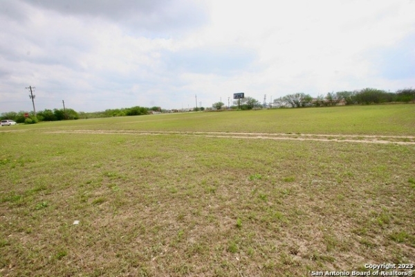 Listing Image #2 - Others for sale at 1732 W Fm 351, Beeville TX 78102