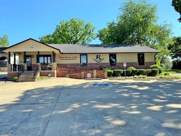 Listing Image #1 - Others for sale at 206 E Downing Street, Tahlequah OK 74464