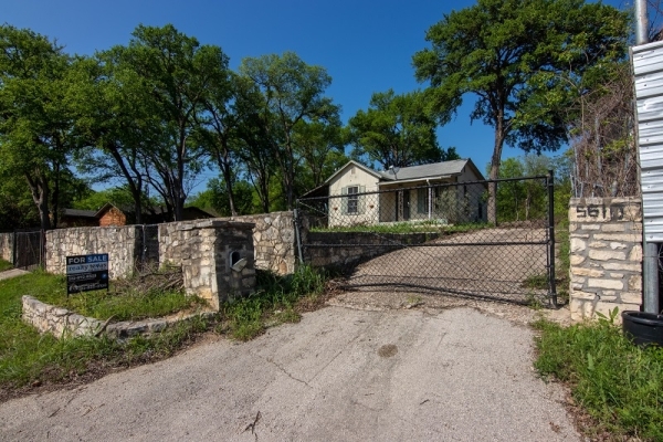 Listing Image #3 - Land for sale at 5610 Hudson, Austin TX 78721